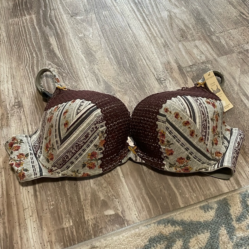 Cacique 44C bra boost plunge